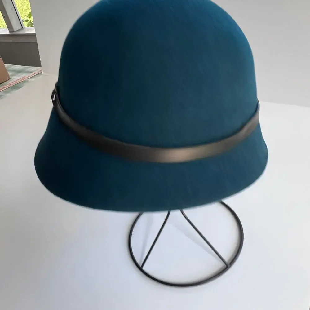 Goorin Bros 100% Wool Cloche Hat Medium Teal Blue Made in USA Leather Band